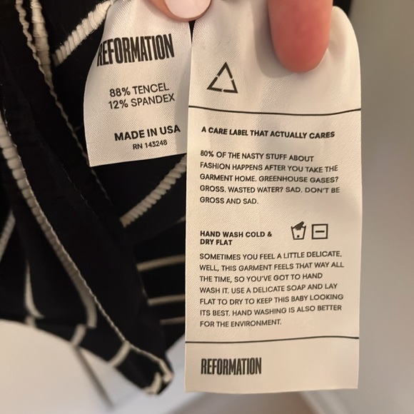 Reformation ribbed long sleeve top - Picture 3 of 4